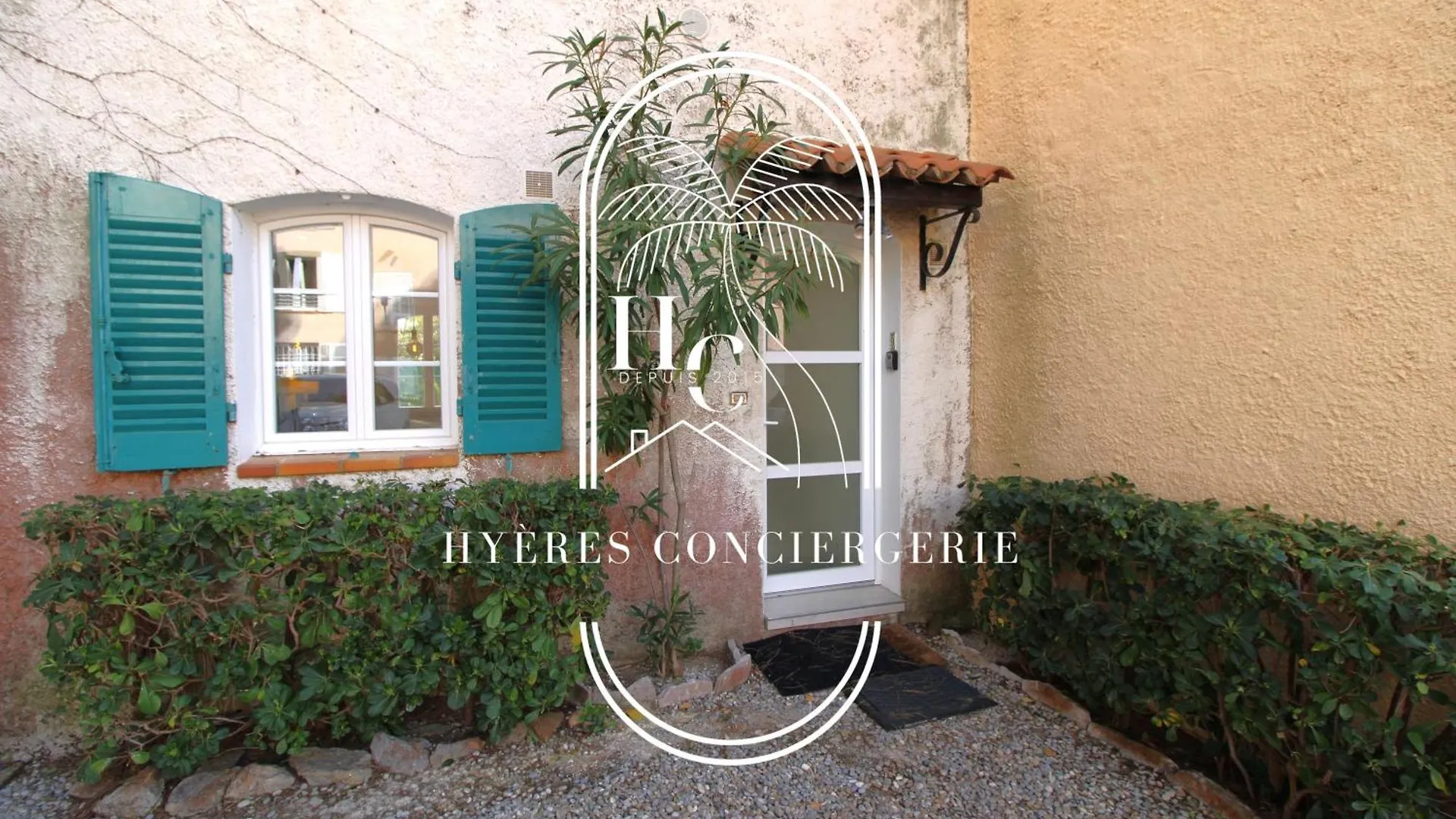 Duplex Au Coeur Du Port D'Hyeres- Plages Parking By Hc 0*, Hyeres